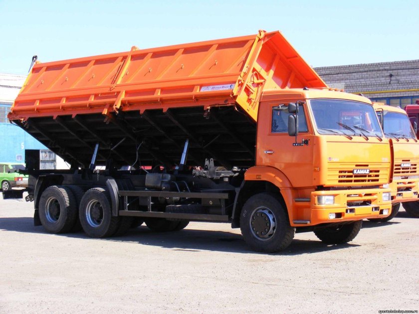 КАМАЗ 6520 самосвал сельхозник