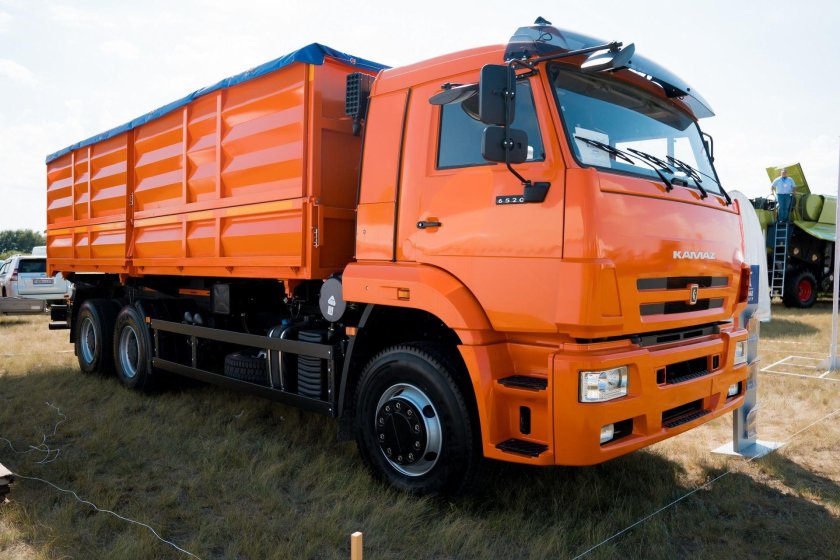 КАМАЗ 6520 зерновоз самосвал