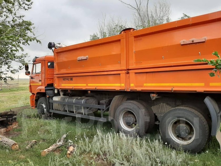 КАМАЗ 6520 сельхозник-зерновоз