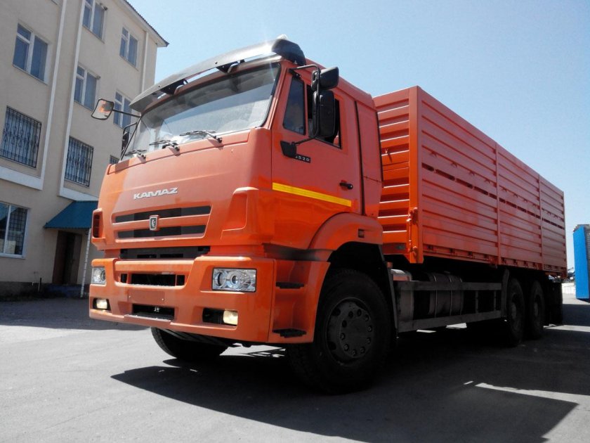 КАМАЗ 65115 зерновоз