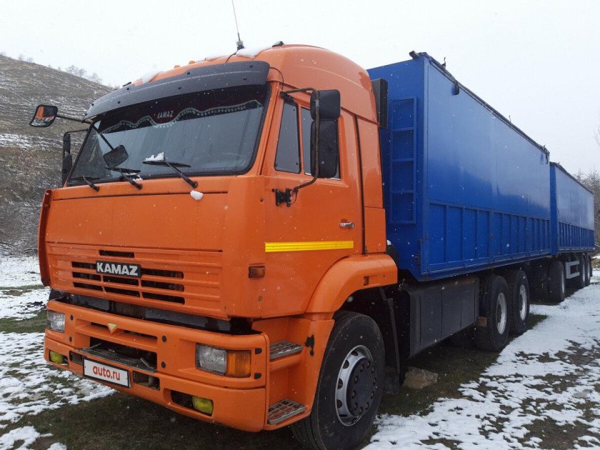КАМАЗ 6520 зерновоз мамонт