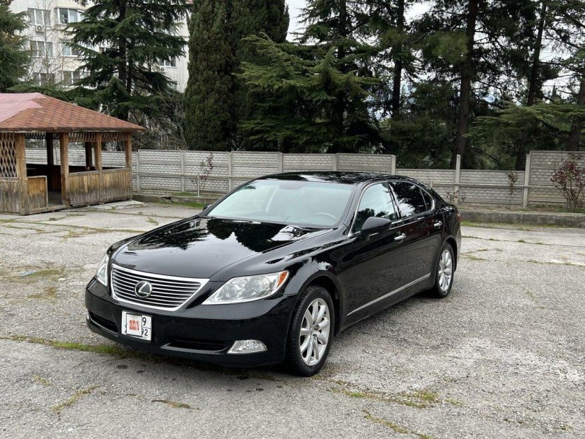 Лексус 460 седан 4.6