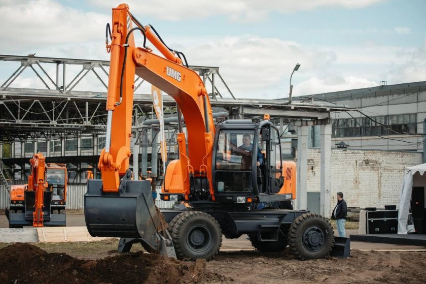 Doosan dx160w