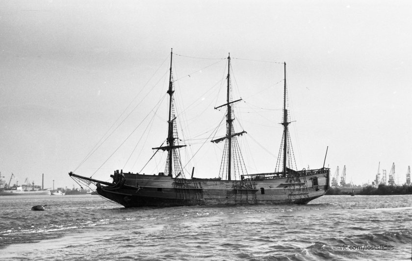 Пакетбот Монголия