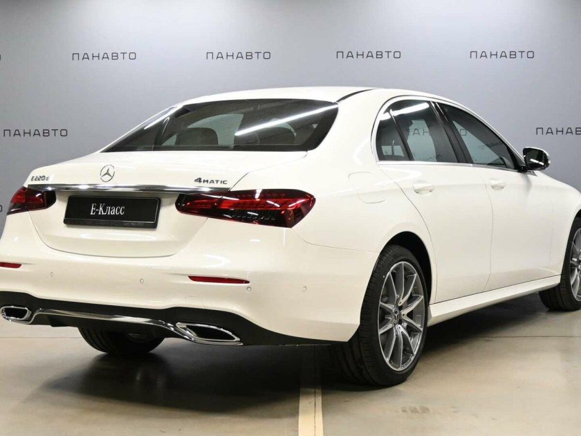 Mercedes e class 2022 белый