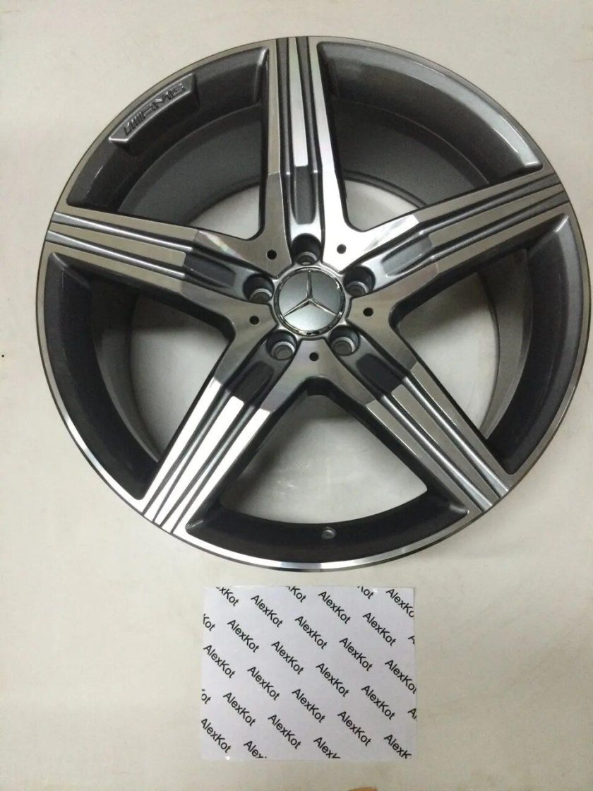 Литые диски реплика Мерседес r20 звезда
