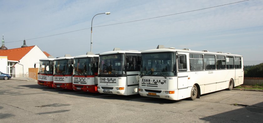 Костелец над черным лесом