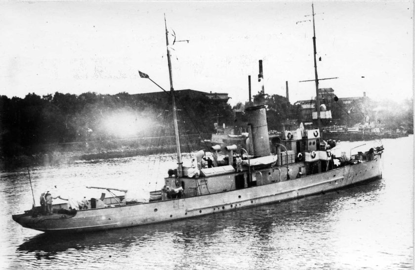 Канонерская лодка Пионер