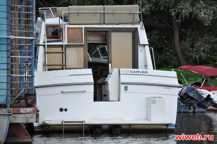 Carver 28 катер