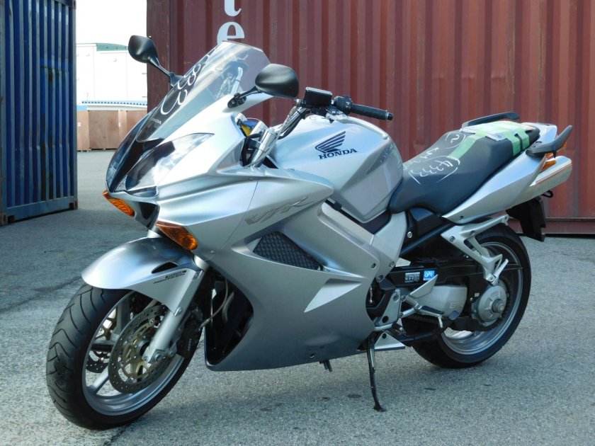 Honda vfr800 мотоцикл