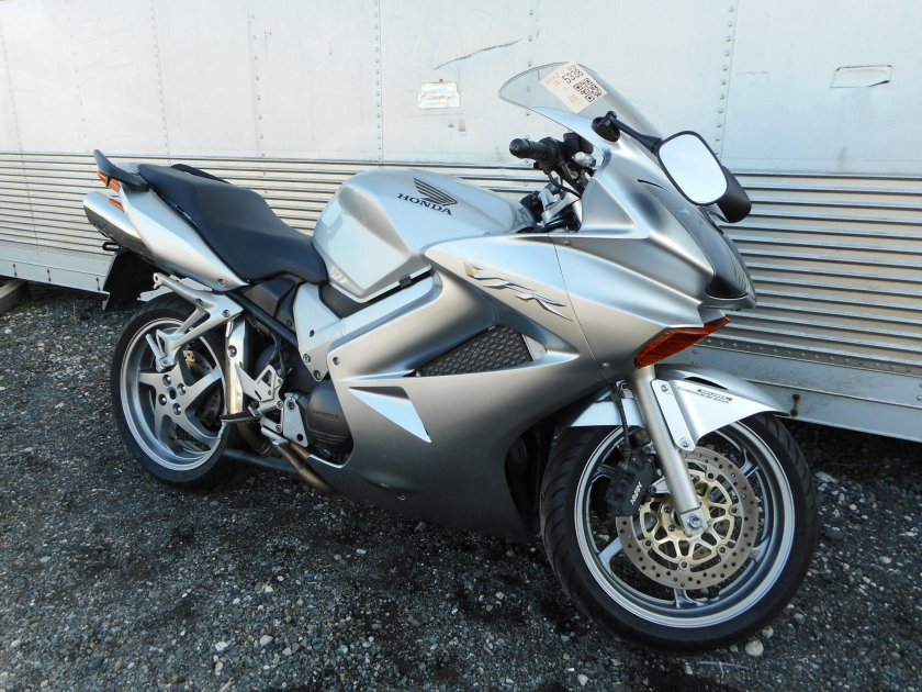 Хонда 800 кубов