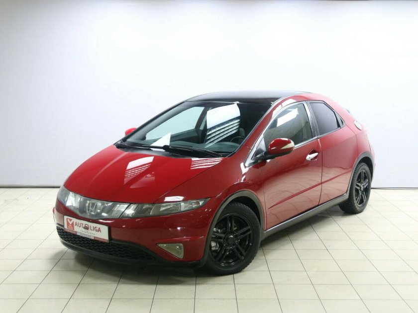 Honda Civic 8 красная