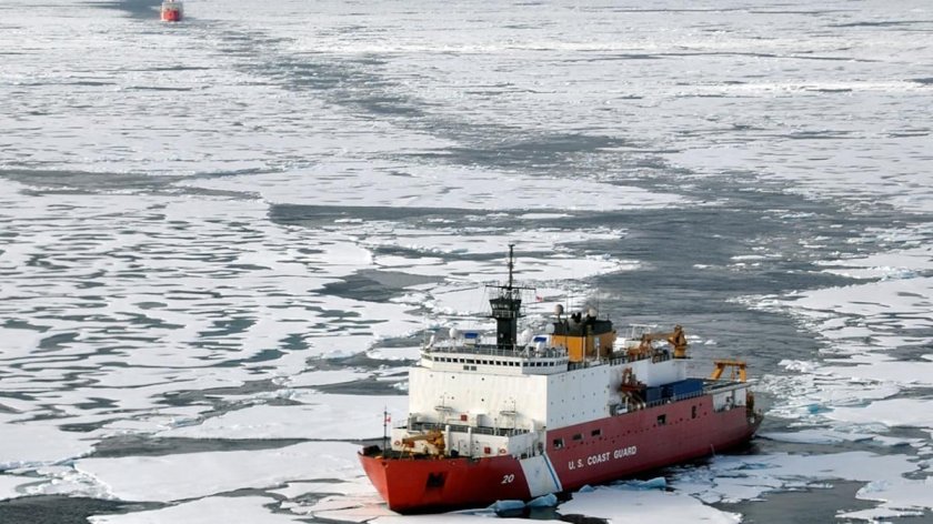 Северный Ледовитый океан ледокол