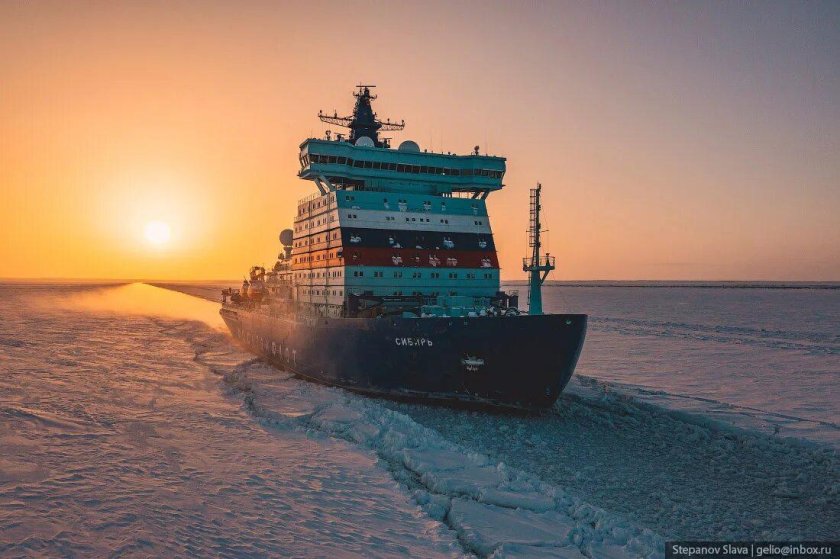 Атомный ледокол Севморпуть