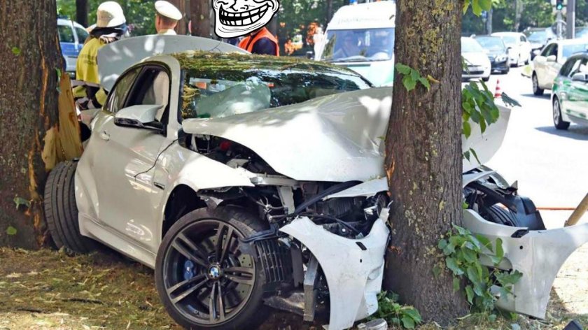 Разбитая БМВ м3 ф80