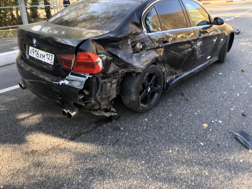 Разбитые БМВ е60