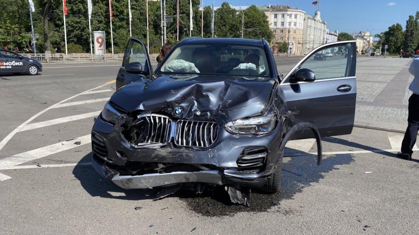 BMW g05 x5 битый