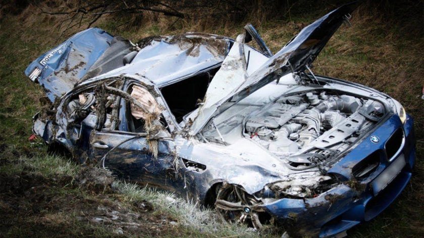 Разбитые BMW m5
