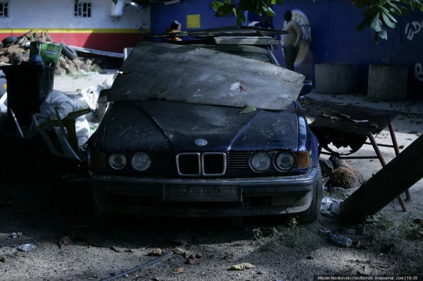 Брошенная БМВ е34