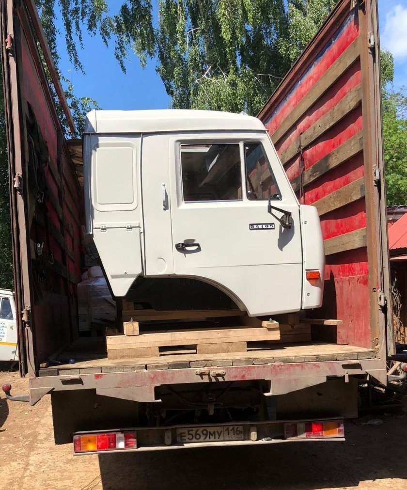 Кабина КАМАЗ 54105-5000011