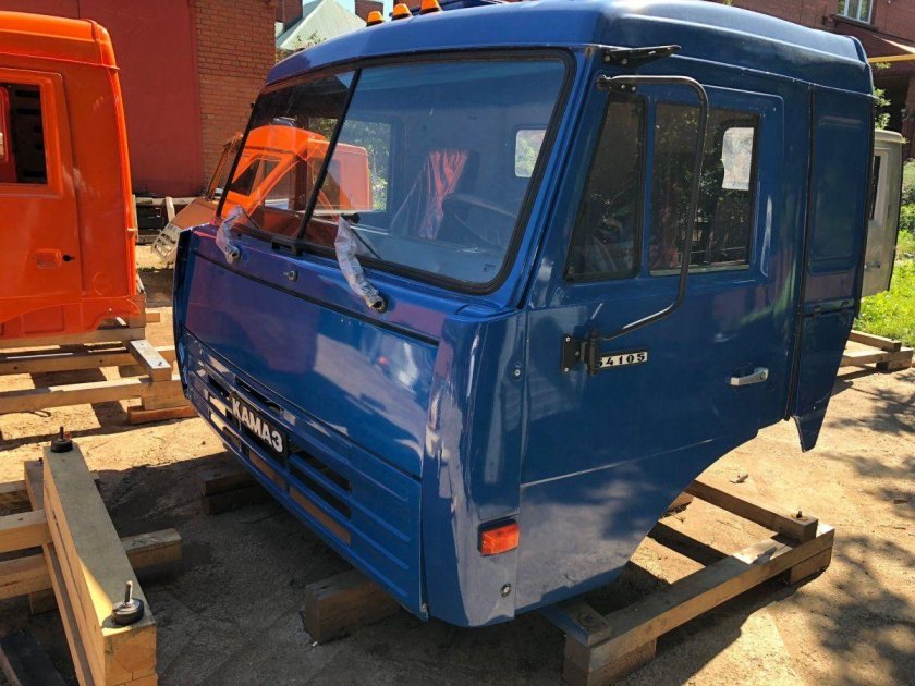 Кабина КАМАЗ 54105