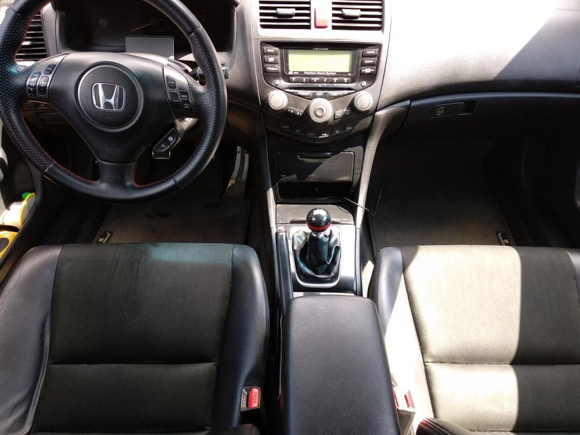 Honda Accord 7 Type s салон