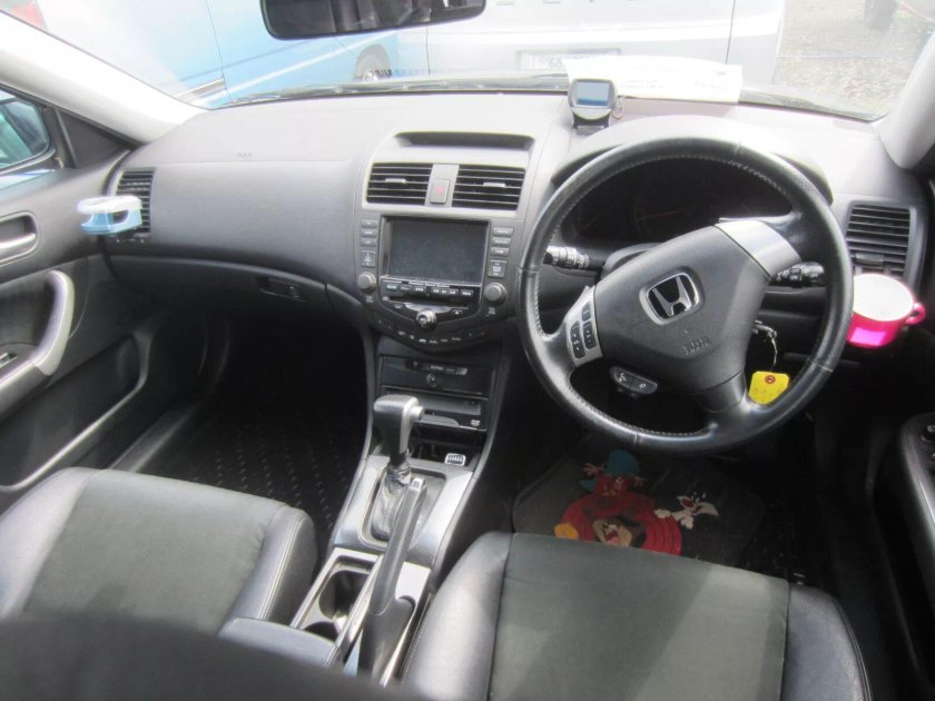 Honda Accord 2005 салон