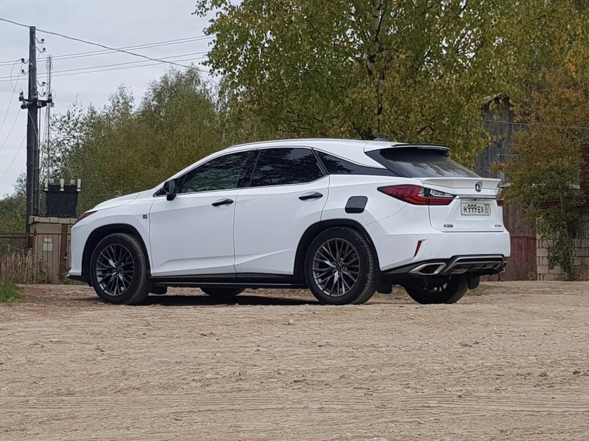 Lexus RX 200t drive2