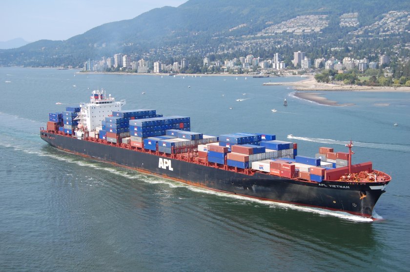 Контейнеровоз 4000 teu