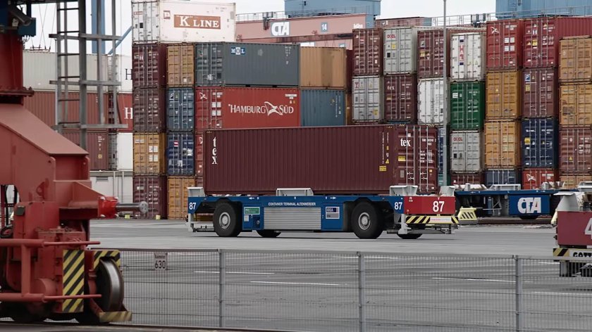 Контейнеровоз Hamburg Senator