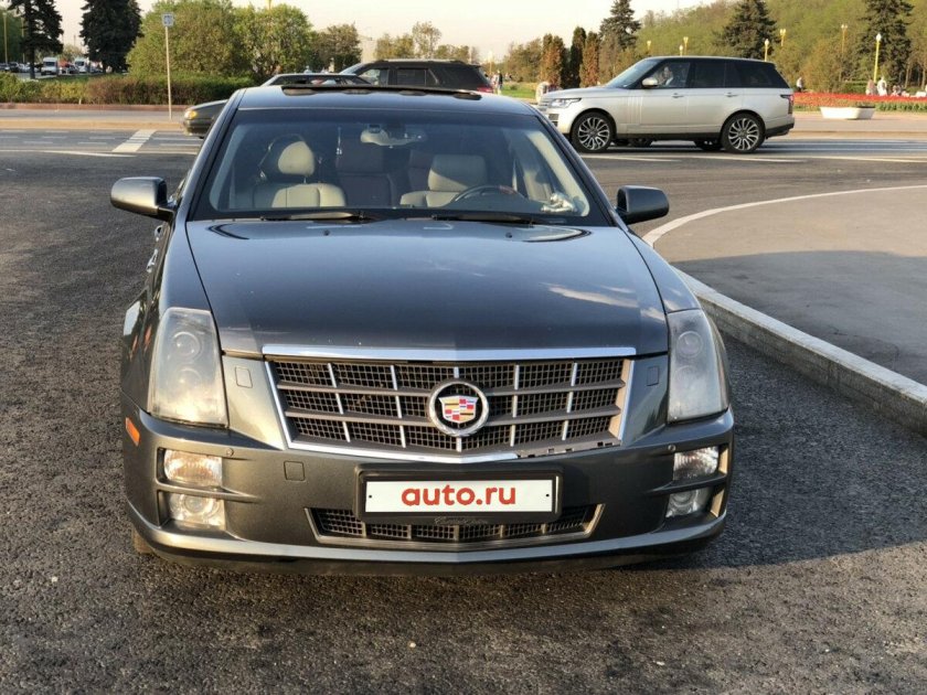 Кадиллак STS 4.6 2008
