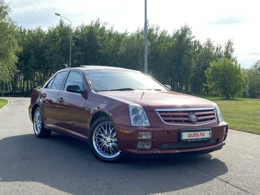 Кадиллак STS 4.6