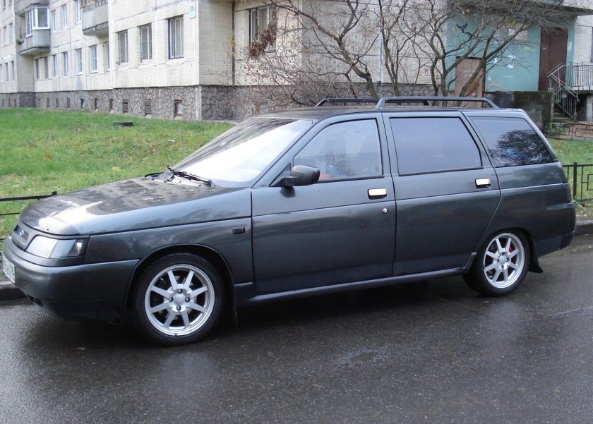 ВАЗ 2111 r15