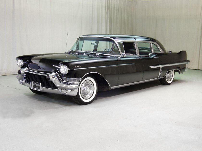 Cadillac Fleetwood 75 1957