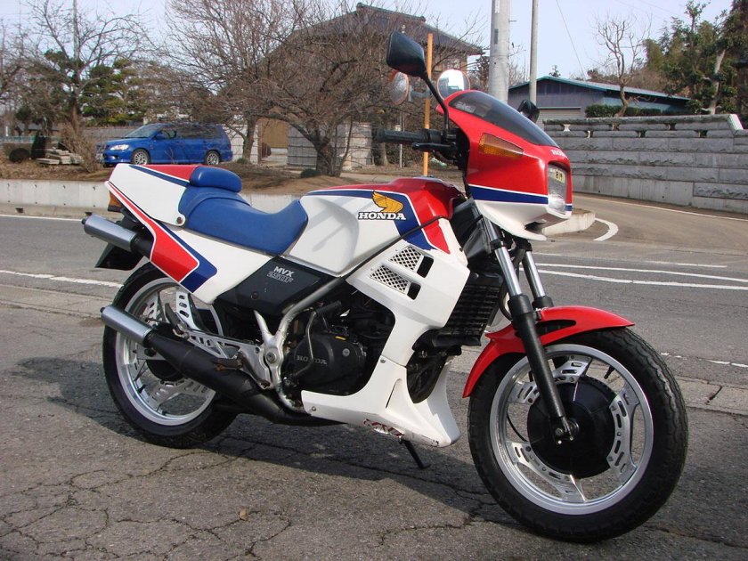 Honda mvx250f