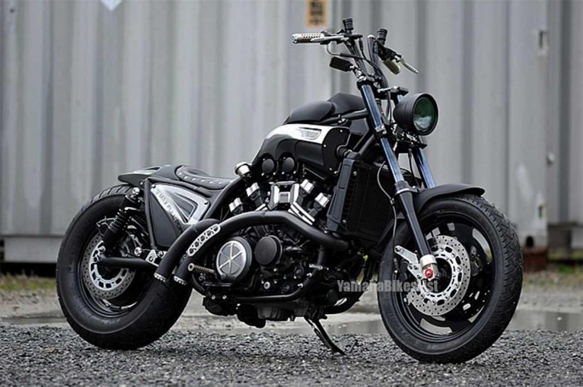 Yamaha Vmax 1200 Custom