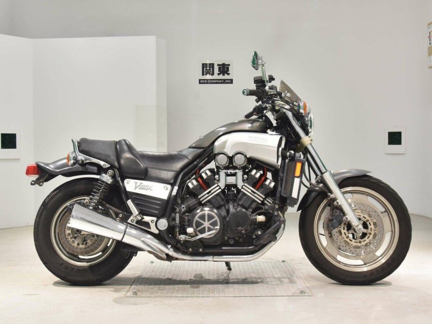 Yamaha v-Max 1200