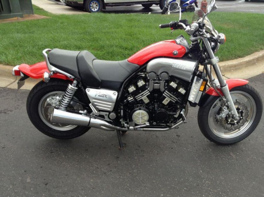 Yamaha v Max 1995