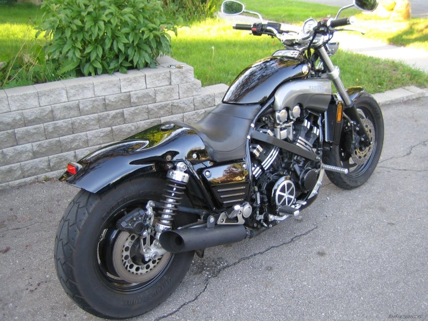 Yamaha v-Max 1200 Custom
