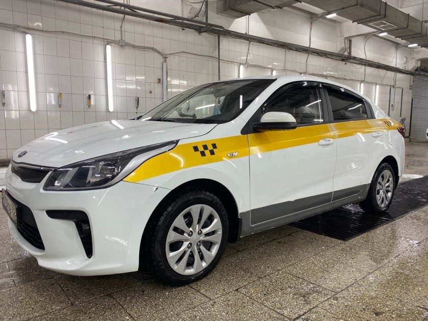 Hyundai Solaris taksi