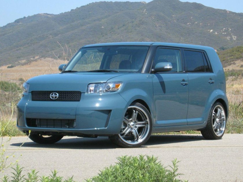 Toyota Scion XB 2003