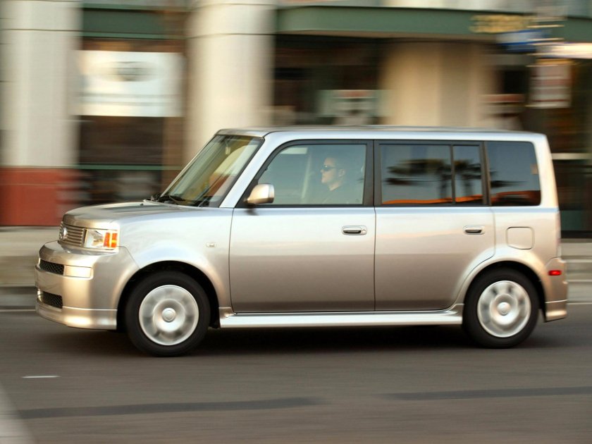 Toyota Scion XB 2003