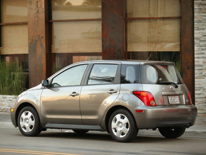 Toyota Scion xa 2005