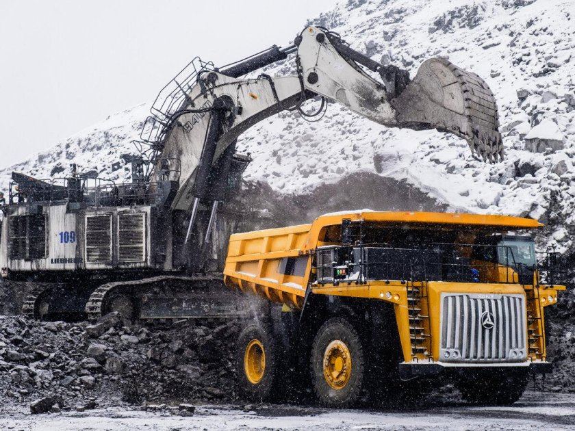 Самосвал sany