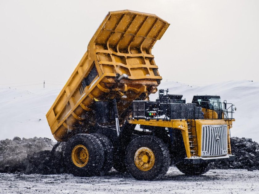 Самосвал sany