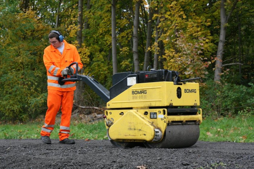 Каток ручной Bomag bw65h