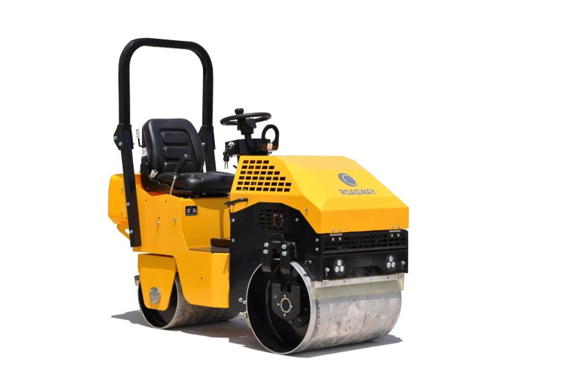 Вибрационный каток 2.2 т