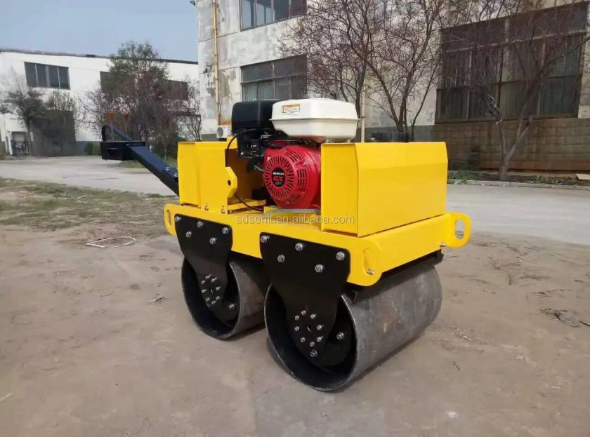 Ролики на асфальте