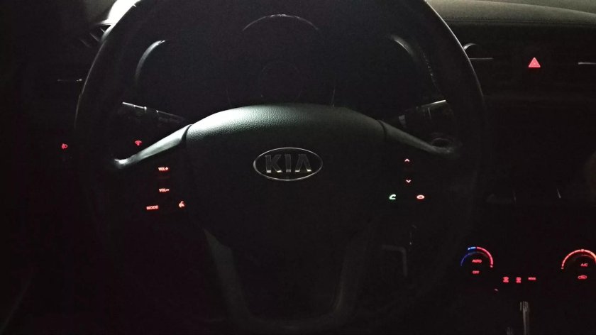 Киа Рио 4 в темноте