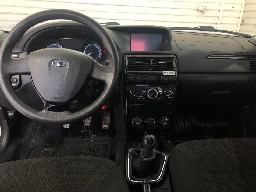 Лада Приора универсал 2014 Люкс